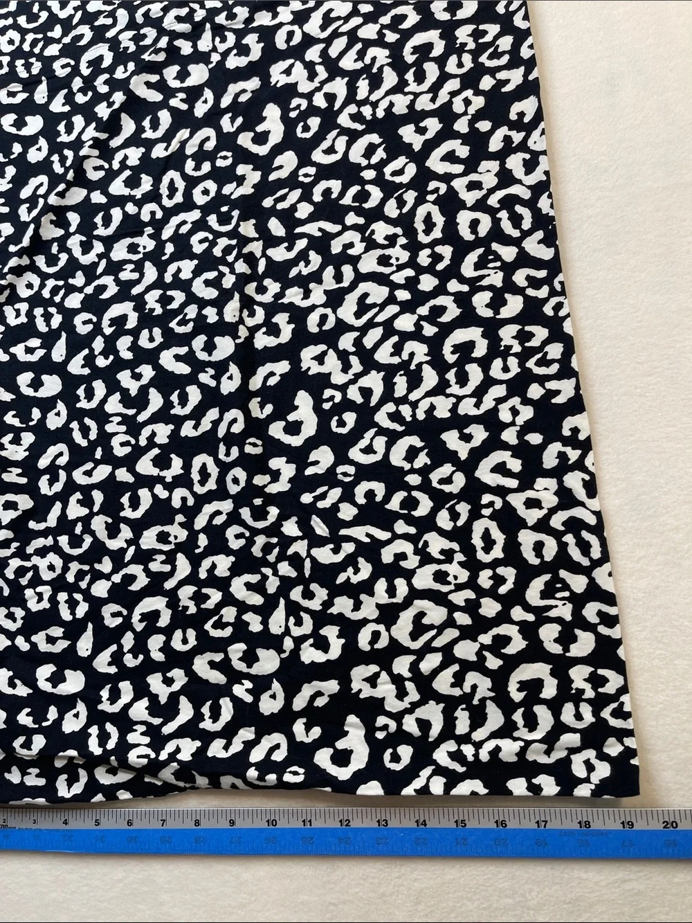 PINK Victoria's Secret Black & White Leopard Quilted COMFORTER 80 inches by 82